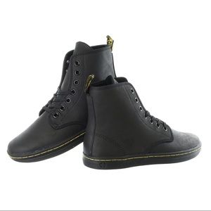 Dr Martens Shoreditch Leather Boots